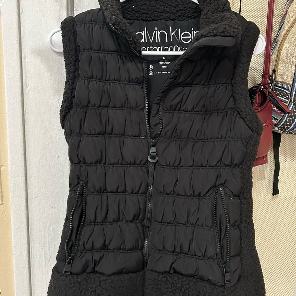 Great Condition! Calvin Klein Performance Black Puffer Vest